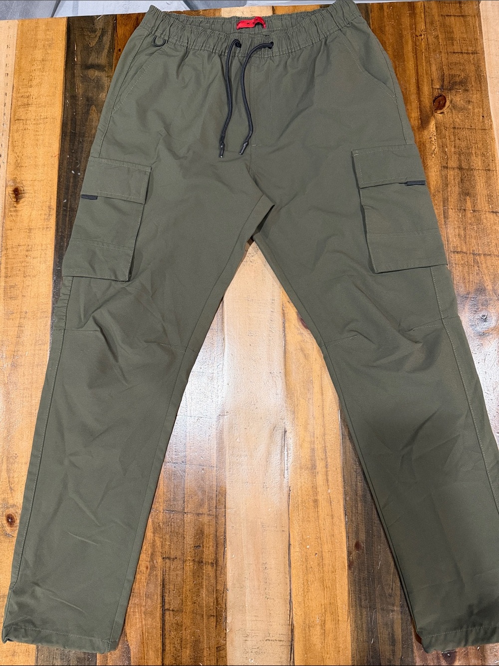 Men's Olive Cargo Pants with Elastic Drawstring Waist
